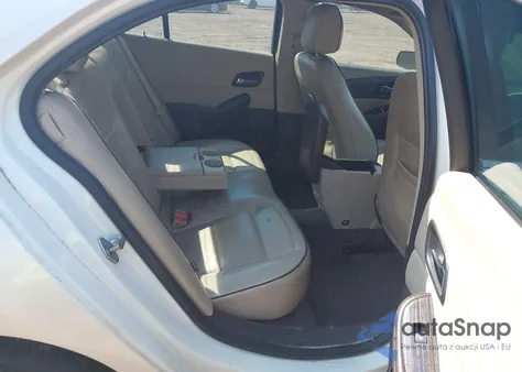 2014 Chevrolet Malibu 1Lz z USA, uszkodzony, nr VIN 1G11H5SL2EF184727